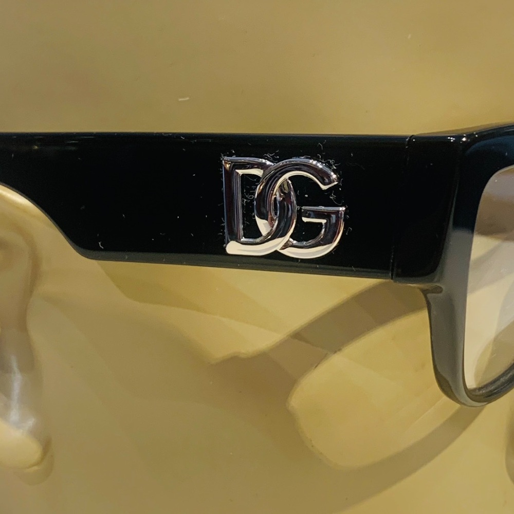 New Women’s Dolce&Gabbana Eyeglasses - Picture 9 of 9